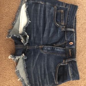 AMERICAN EAGLE DENIM HI-RISE SHORTIE SHORTS